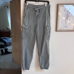 American Eagle Outfitters Khaki Cargo Pants